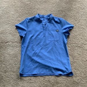 Ceil Blue Figs Modest Scrub Top